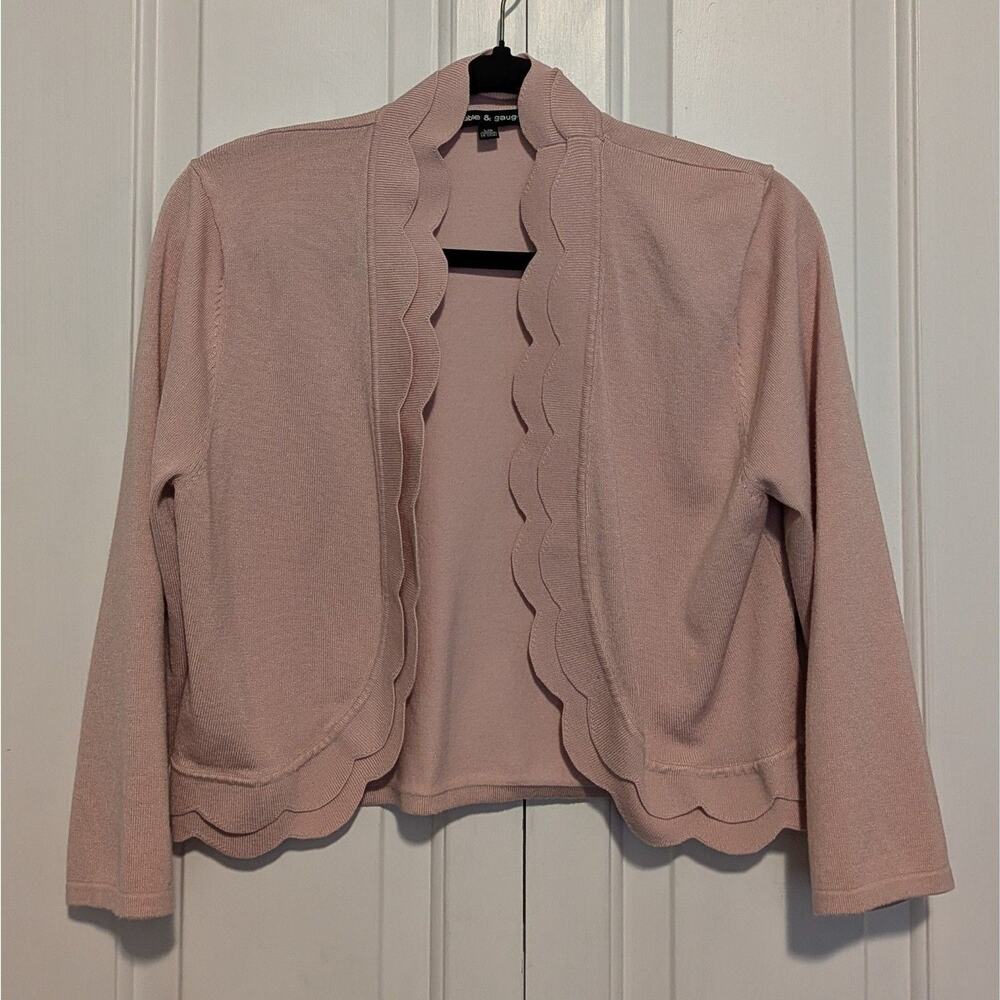 Cable & Gauge Open Front Double Scallop Edge Cropped Cardigan Shrug Blush Pink L